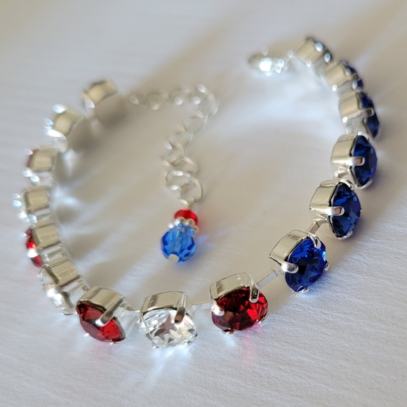 Austrian Crystal Tennis Bracelet in Silver - Picture 4 of 10